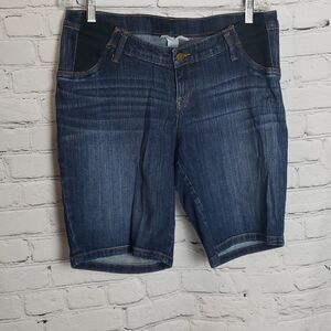 Liz Lange Maternity Jean Shorts